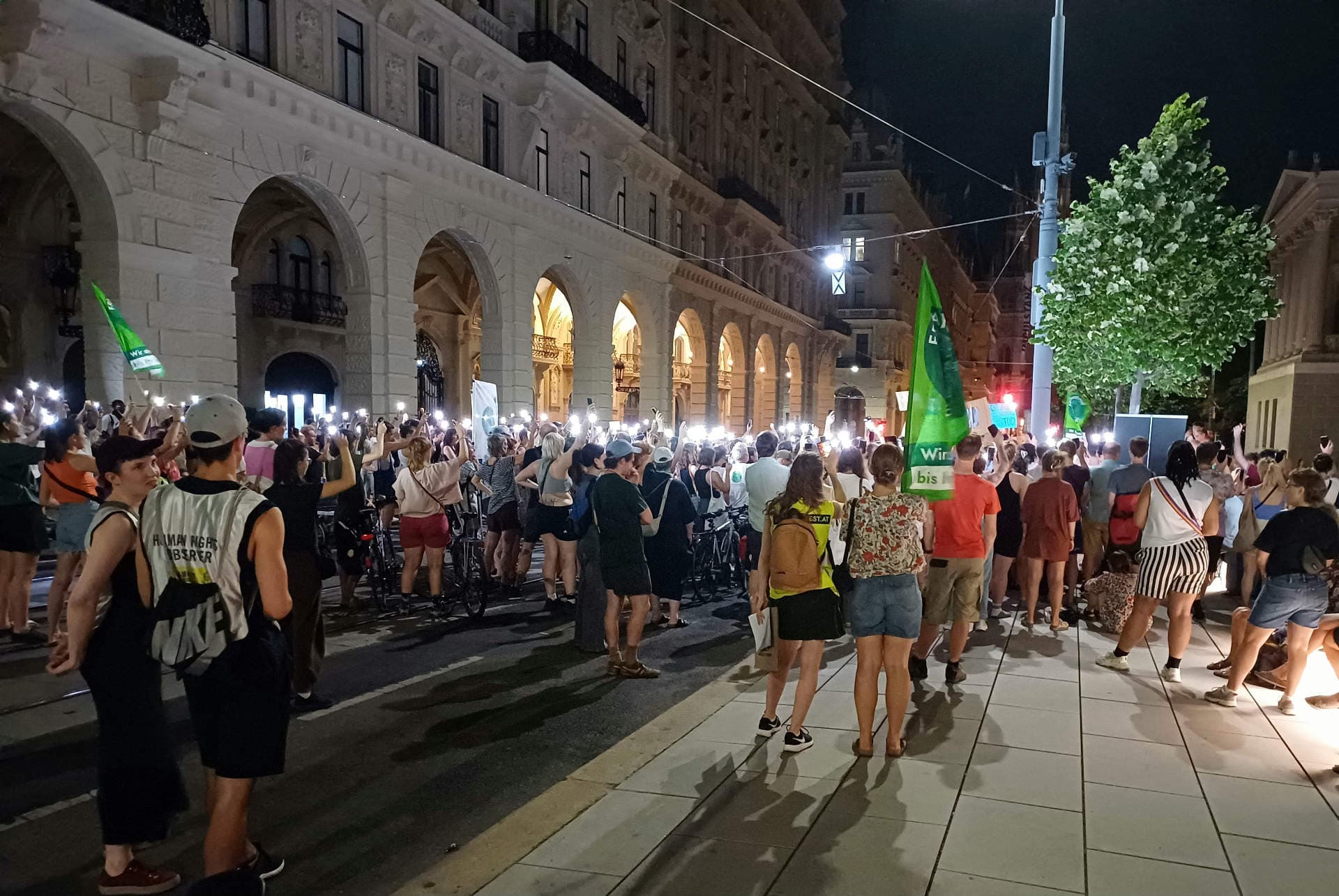 Fridays for Future: Hitzemahnwache hinter dem Parlament in Wien, August 2026